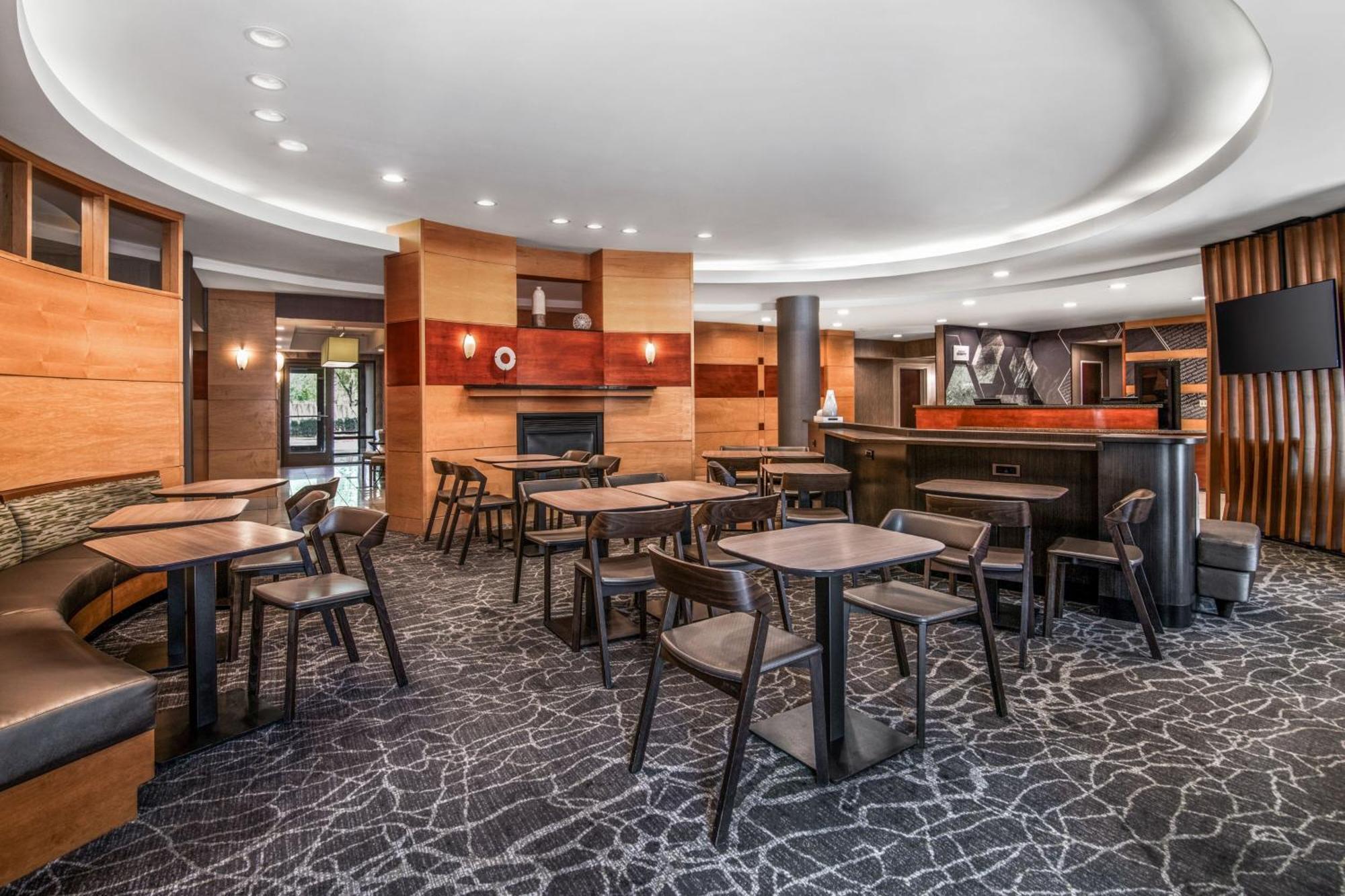 Springhill Suites Phoenix Glendale Sports & Entertainment District Exterior photo