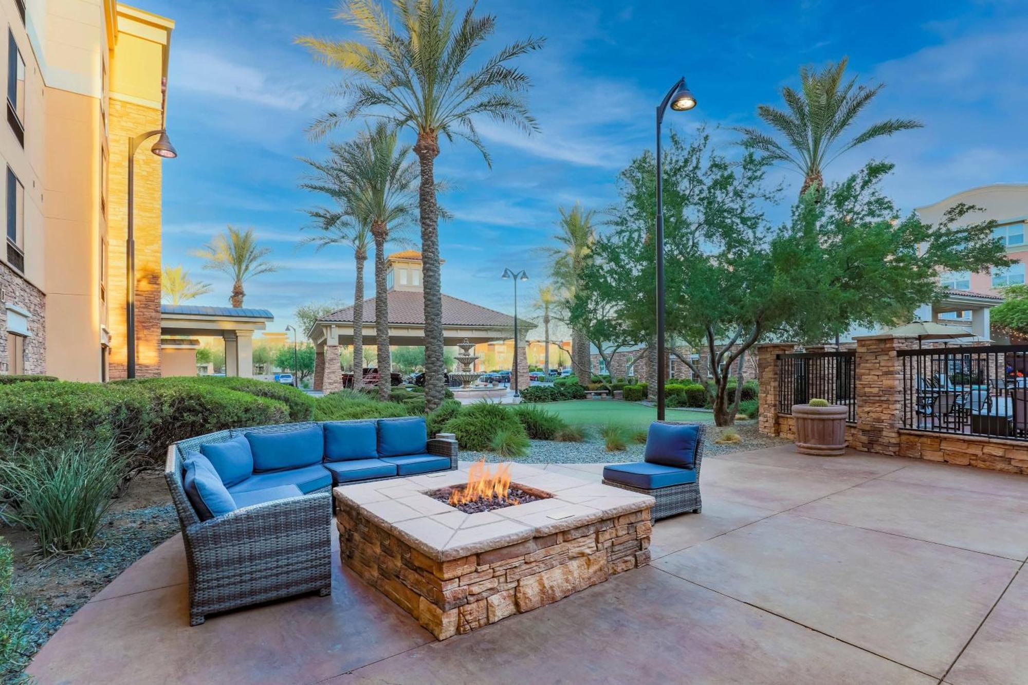 Springhill Suites Phoenix Glendale Sports & Entertainment District Exterior photo