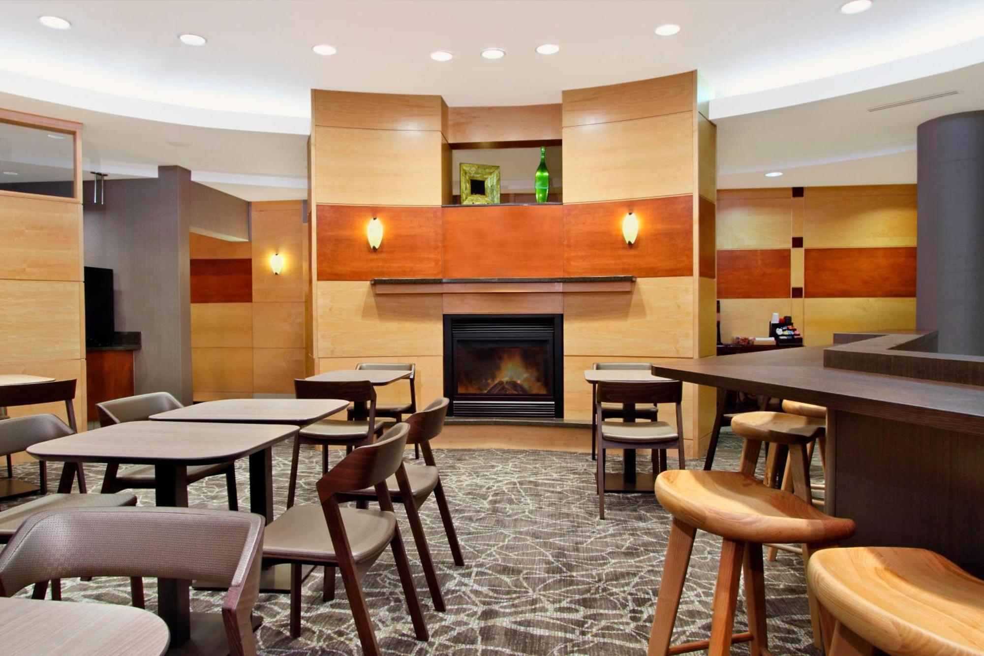 Springhill Suites Phoenix Glendale Sports & Entertainment District Exterior photo