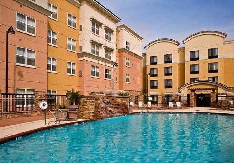 Springhill Suites Phoenix Glendale Sports & Entertainment District Exterior photo